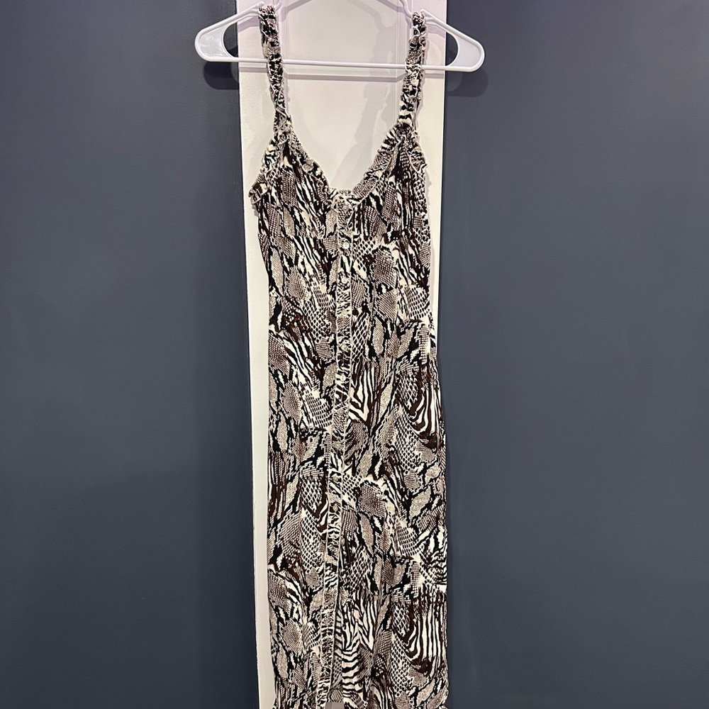 Wilfred (Aritzia) Dress, excellent condition. Only worn 1x